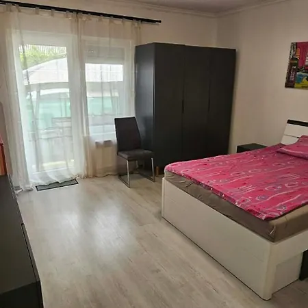Bruno Vendeghaz Apartment *