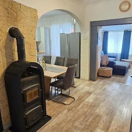 Apartment Bruno Vendeghaz *